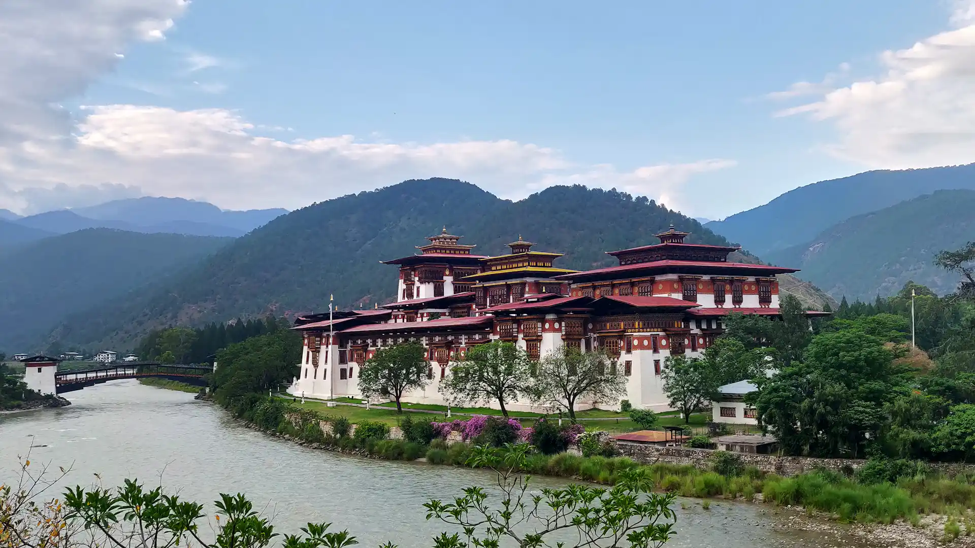 eSIM Plans for Bhutan – Affordable Data Plans, Instant Activation